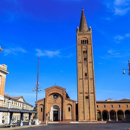 Апартаменты A Due Passi Dal Centro Форли Экстерьер фото